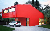Небольшой домик в Германии с простым и хитроумным дизайном